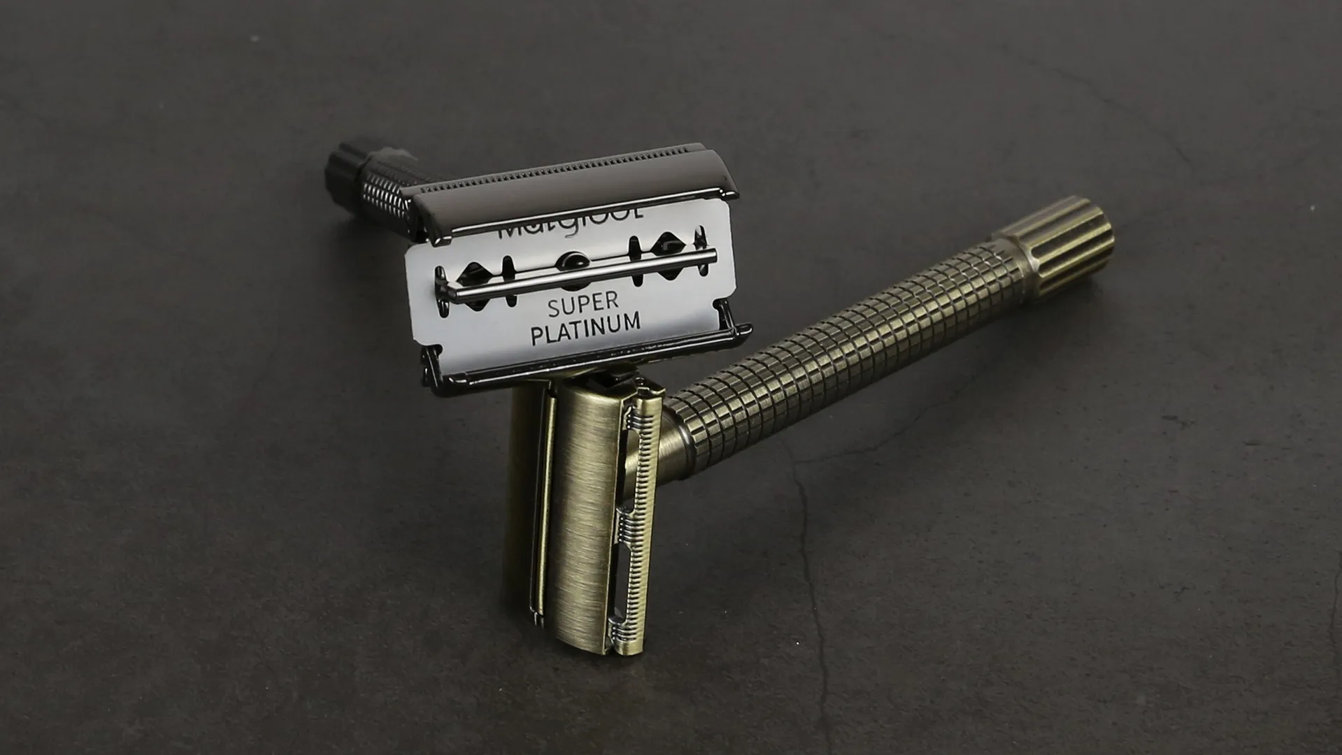 bronze safety razor