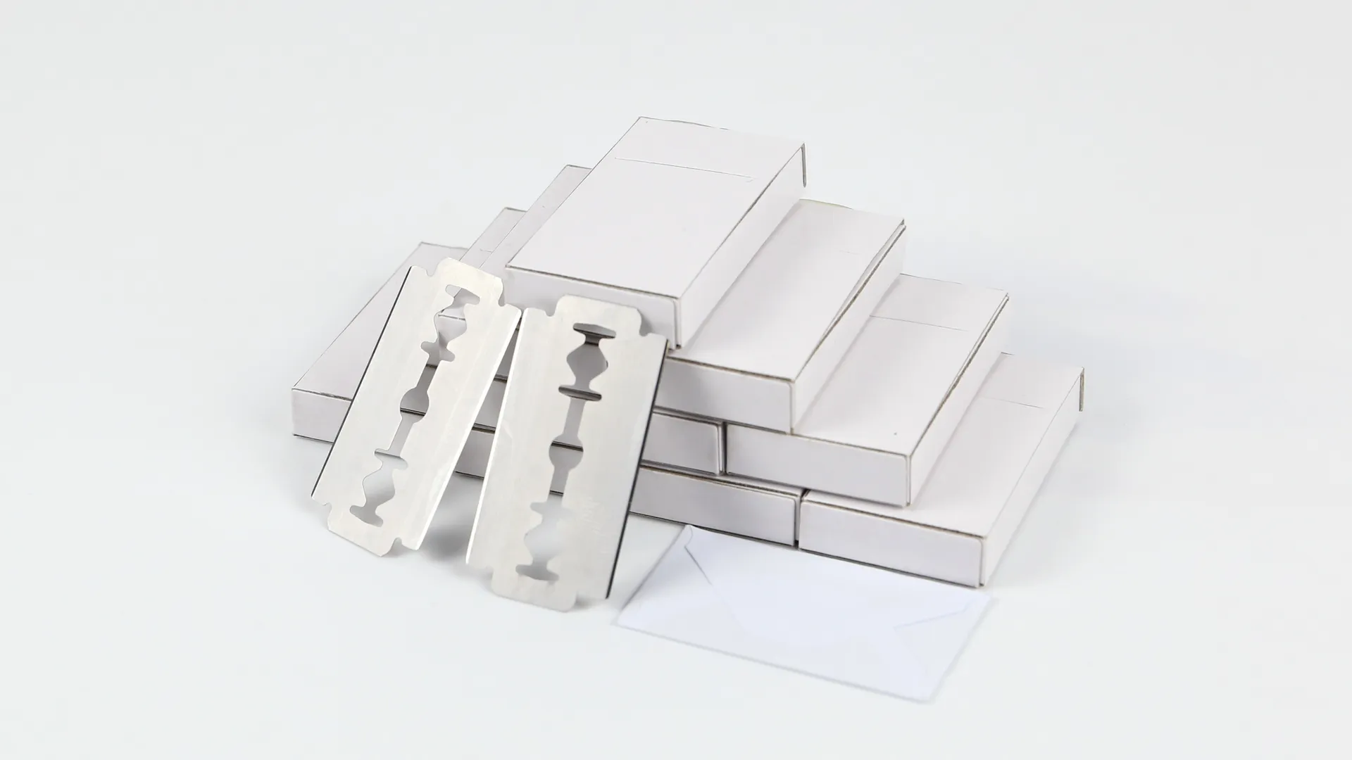 double edge blade made by Xirui manufacturer