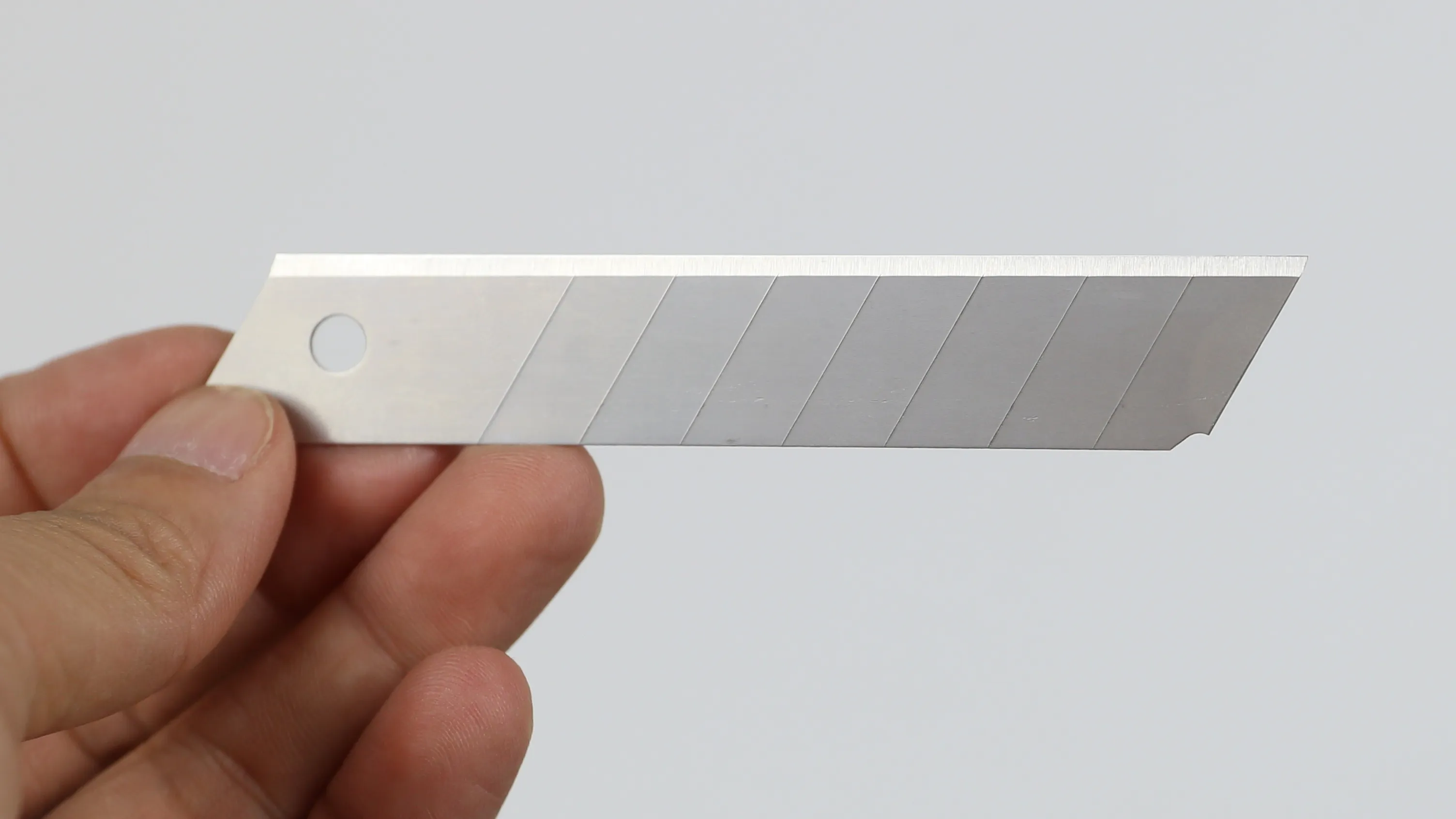 We select premium stainless steel for better strength, and last the blade's using time