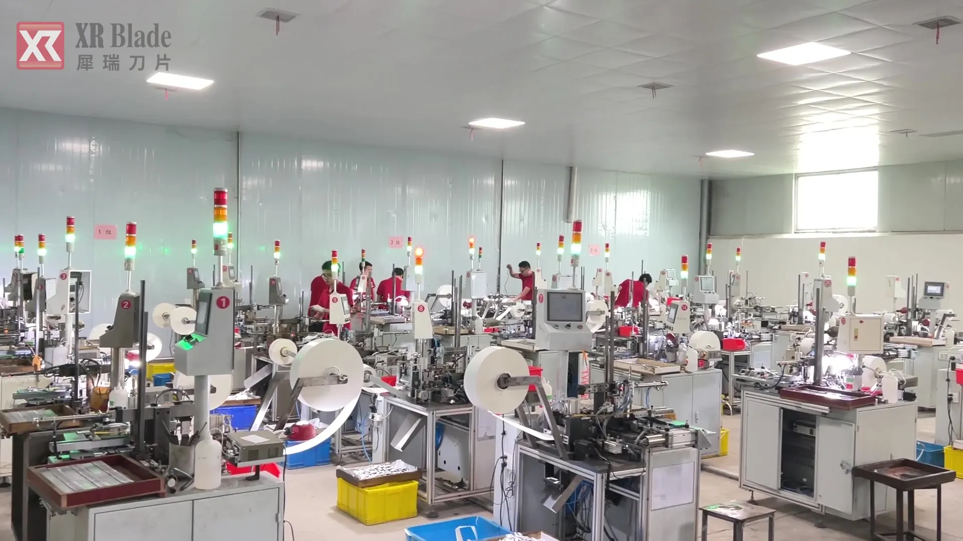 safety blade in packaging process