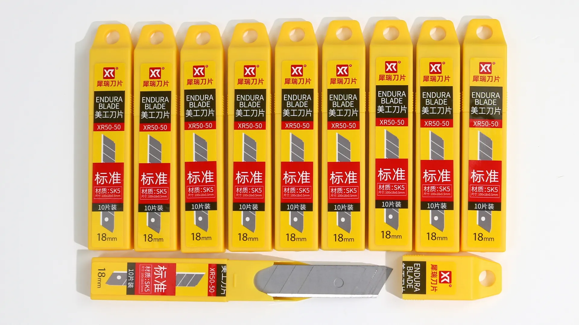 18mm black sk5 steel snap-off blades made by XR Blade