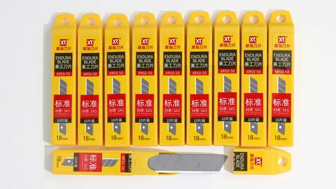 18mm black sk5 steel snap-off blades made by XR Blade