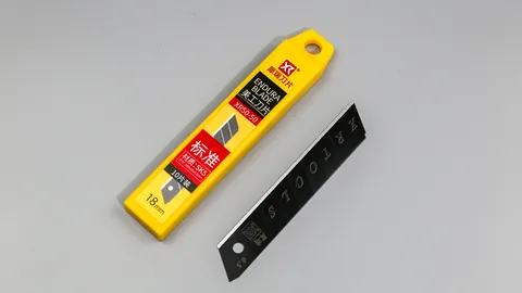 18mm black sk5 steel snap-off blades made by XR Blade