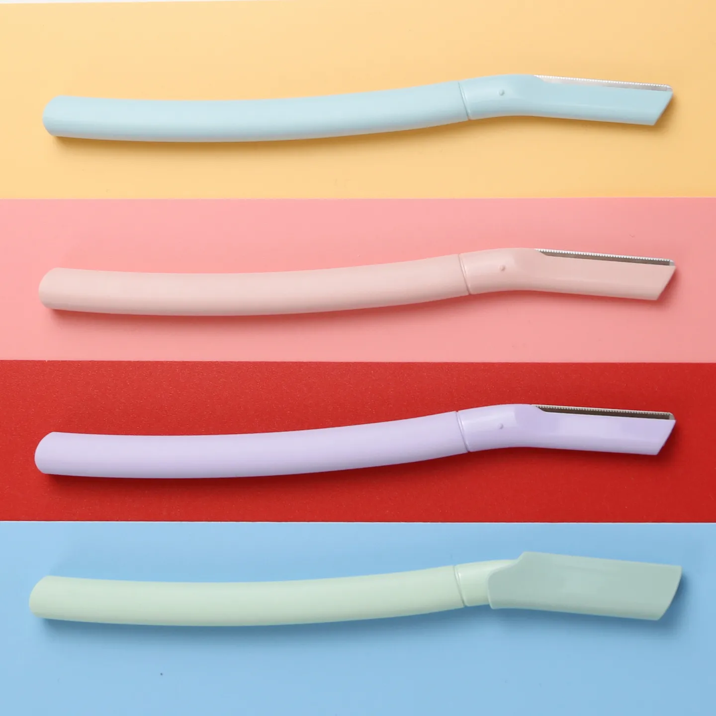 straight plastic eyebrow trimmer image