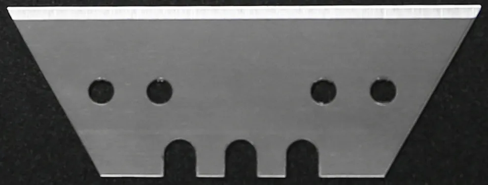 utility blade with 3 notches